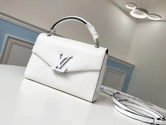 VUITTON POCHETTE GRENELLE LOUIS 0529